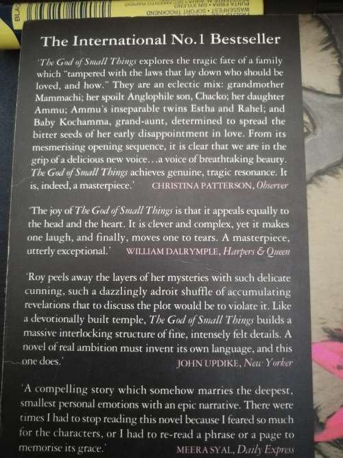 THE GOD OF SMALL THINGS ARUNDHATI ROY ( Winner of the 1997 Booker Prize  )