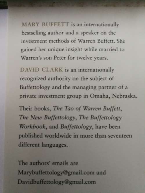 WARREN BUFFETT and the Interpretation of FINANCIAL STATEMENTS MARY BUFFETT and DAVID CLARK