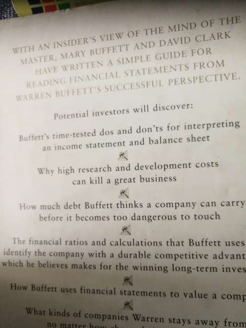 WARREN BUFFETT and the Interpretation of FINANCIAL STATEMENTS MARY BUFFETT and DAVID CLARK