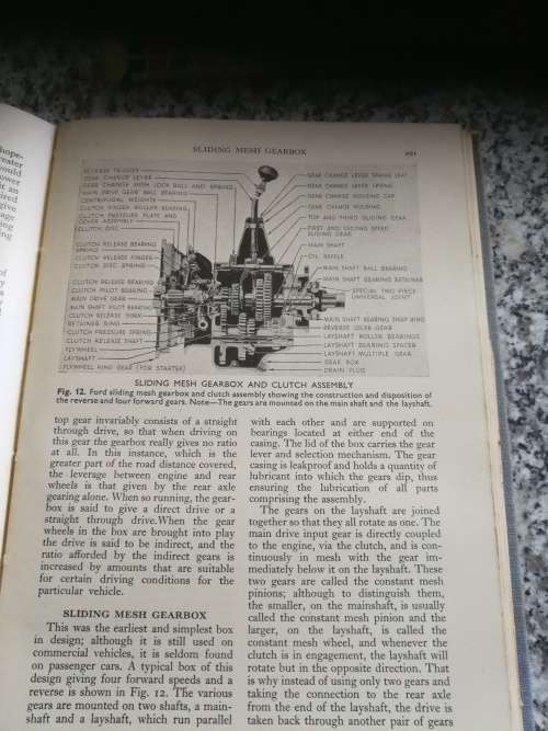 PRACTICAL AUTOMOBILE ENGINEERING Illustrated ( Odmans Press Revised Edition  around 1947 ) Motor