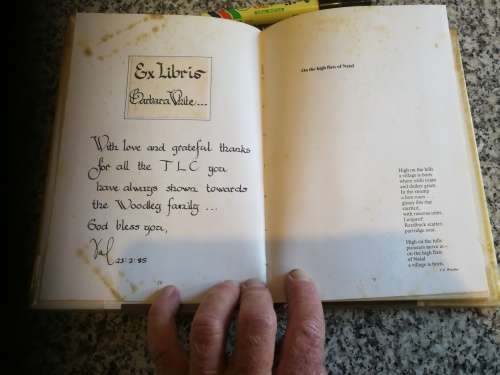 ON THE HIGH FLATS OF NATAL VALERIE WOODLEY ( Signed by the Author ) Natal Highflats Ixopo history