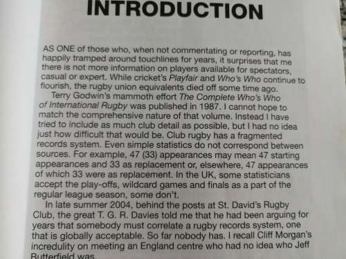 THE INTERNATIONAL RUGBY WHO`S WHO by ANDY SMITH