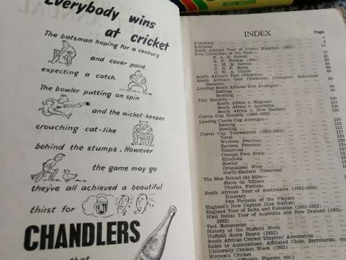 SOUTH AFRICAN CRICKET ANNUAL 1951 / 1952 SIGNED BY GEOFFREY A CHETTLE