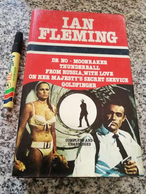 IAN FLEMING DR NO MOONRAKER THUNDERBALL FROM RUSSIA WITH LOVE 6 Books in 1