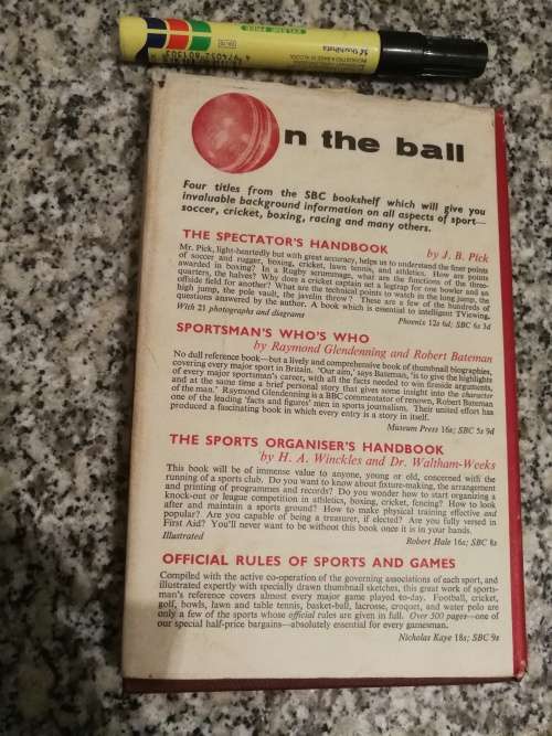 MANCHESTER UNITED by PERCY M YOUNG ( 1962 ) (  soccer )
