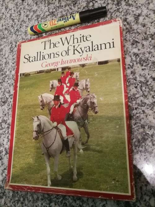 THE WHITE STALLIONS of KYALAMI GEORGE IWANOWSKI  (Lippizzana  Horses in South Africa )