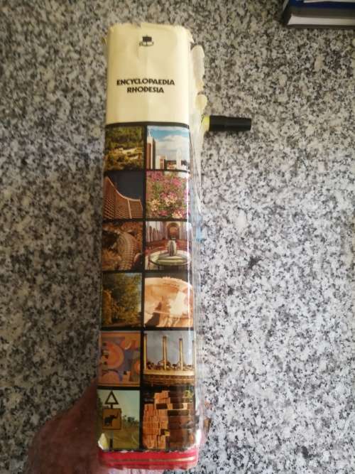 ENCYCLOPAEDIA RHODESIA ( Encyclopedia Rhodesian Rhodesiana includes history )
