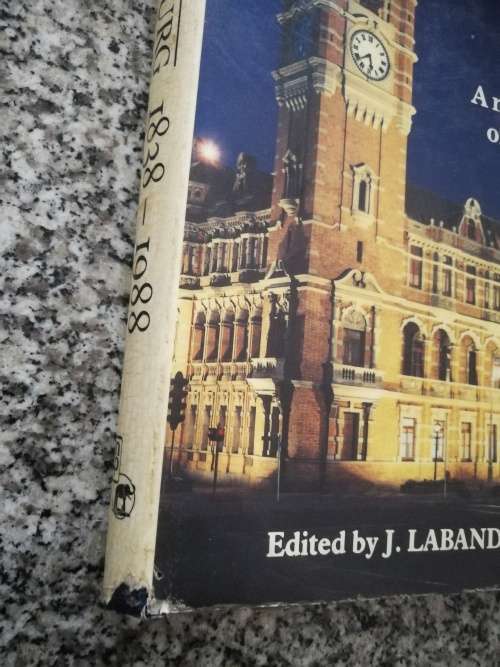 Pietermaritzburg 1838 - 1988 J Laband and R HASWELL A new Portrait of an African city ( History )