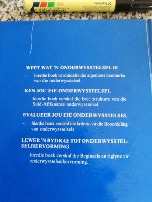 DIE ONDERWYS-STELSEL Teorie en Praktyk O J van SCHALKWYK  ( Onderwys Stelsel )