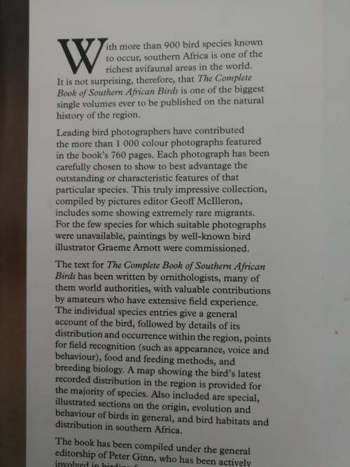 THE COMPLETE BOOK OF SOUTHERN AFRICAN BIRDS compiled by P J GINN ( Birding Bird watching  reduced