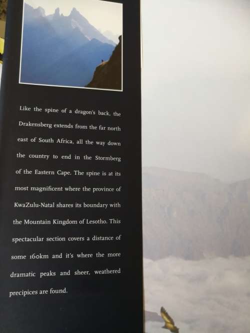 ENCOUNTERS WITH THE DRAGON JOHN HONE A Photographer`s Passion for the Drakensberg  ( Mountains )