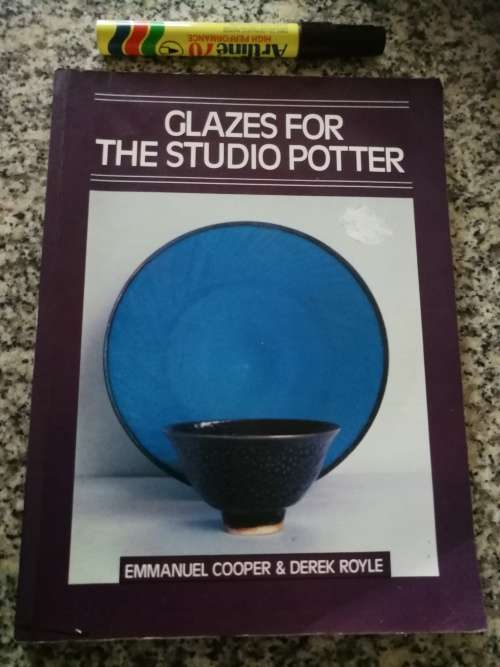 GLAZES FOR THE STUDIO POTTER EMMANUEL COOPER & DEREK ROYLE ( art clay pottery  glazing )