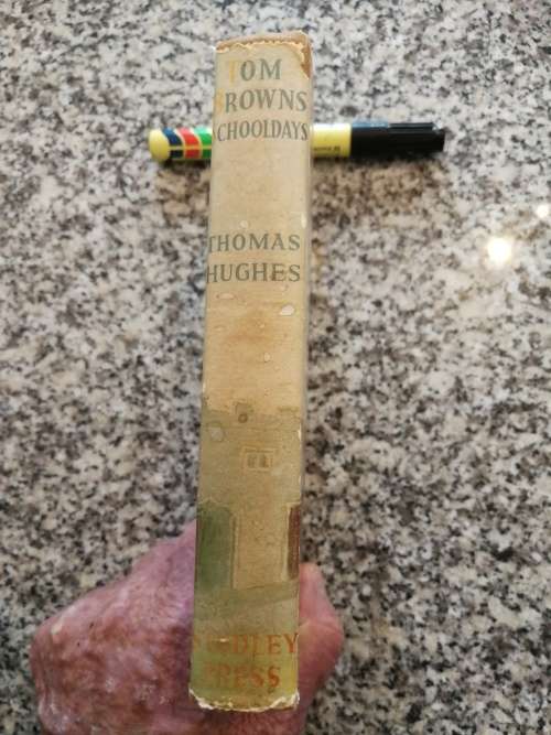 TOM BROWNS SCHOOLDAYS by THOMAS HUGHES 1947