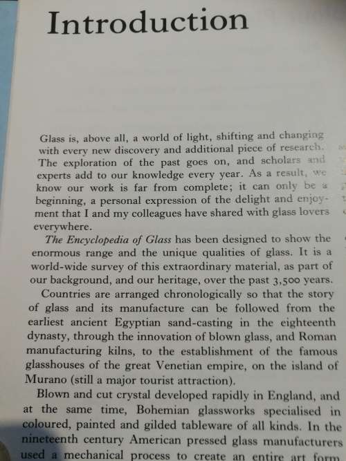 ENCYCLOPEDIA OF GLASS Edited by PHOEBE PHILLIPS (  range of unique qualities history )