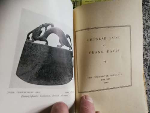 CHINESE JADE BY FRANK DAVIS Second Edition  Third Impression 1946  ( sculpture )