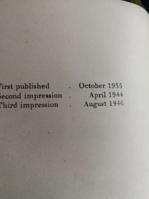 CHINESE JADE BY FRANK DAVIS Second Edition  Third Impression 1946  ( sculpture )