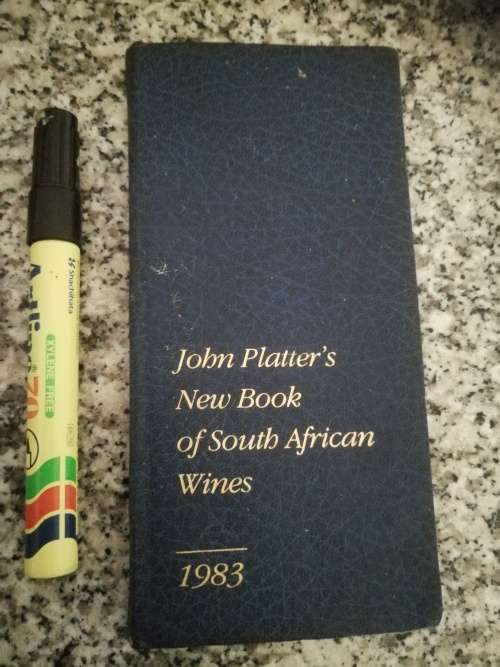 1983 JOHN PLATTER`S  OF NEW BOOK SOUTH AFRICAN WINES 1983 (  PLATTERS PLATTER WINE GUIDE )