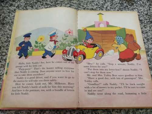 NODDY GOES TO THE FAIR ENID BLYTON  1972