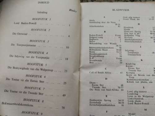 THE CUB TRAIL  / DIE WELPSPOOR The South African Wolf Cub`s Book of Tests ( Scouts Scouting  )