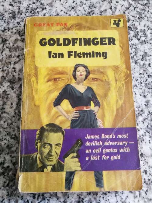 A Bundle of 7 JAMES BOND 007 IAN FLEMING Softcover Books