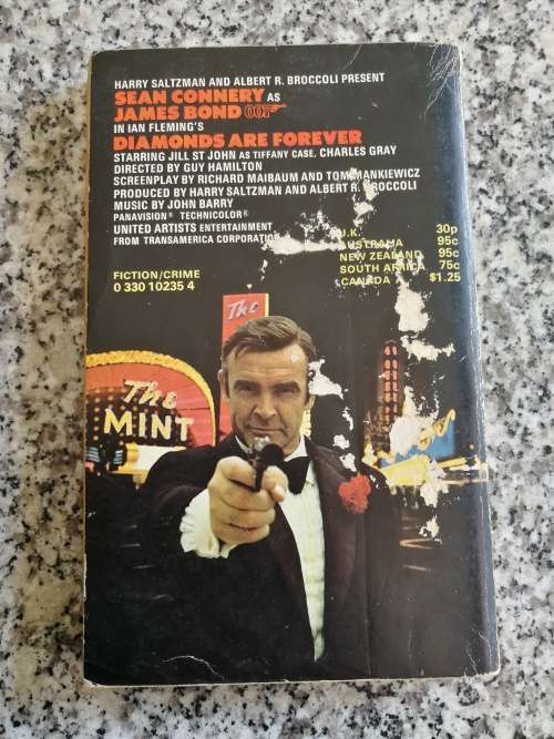 A Bundle of 7 JAMES BOND 007 IAN FLEMING Softcover Books
