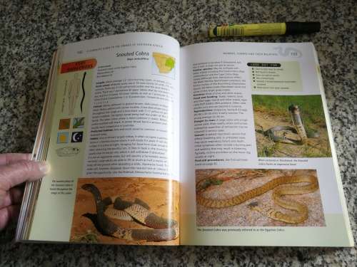 A COMPLETE GUIDE TO THE SNAKES OF SOUTHERN AFRICA JOHAN MARAIS
