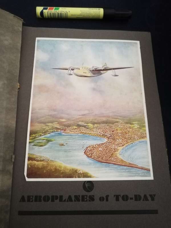 AEROPLANES OF TO-DAY AN ALBUM TO CONTAIN A SERIES OF FIFTY STIFFENERS United Tobacco cards