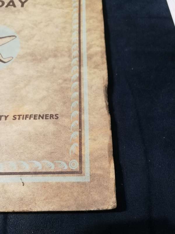 AEROPLANES OF TO-DAY AN ALBUM TO CONTAIN A SERIES OF FIFTY STIFFENERS United Tobacco cards