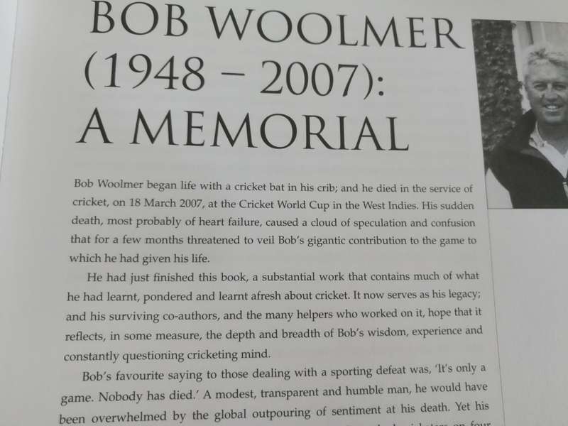 BOB WOOLMER`S ART and SCIENCE of CRICKET ( 655  pages )  ( Bob Woolmers )