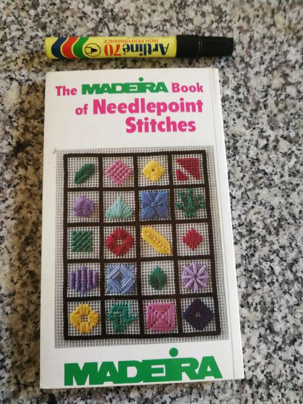 THE MADEIRA BOOK OF NEEDLEPOINT STICHES SUSAN HIGGINSON  ( tapestry canvas work )