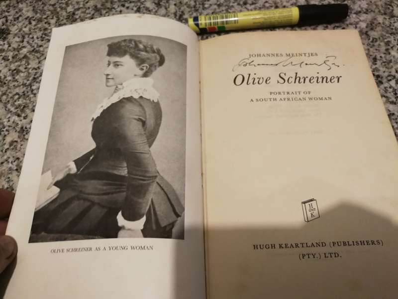 OLIVE SCHREINER PORTRAIT OF A SOUTH AFRICAN WOMAN JOHANNES MEINTJIES SIGNED (  no dust jacket )