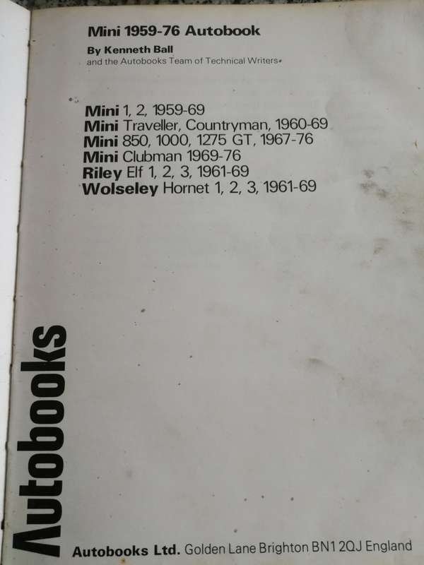 AUTOBOOK MINI 1959-76 KENNETH BALL  Autobooks ( please note the condition )