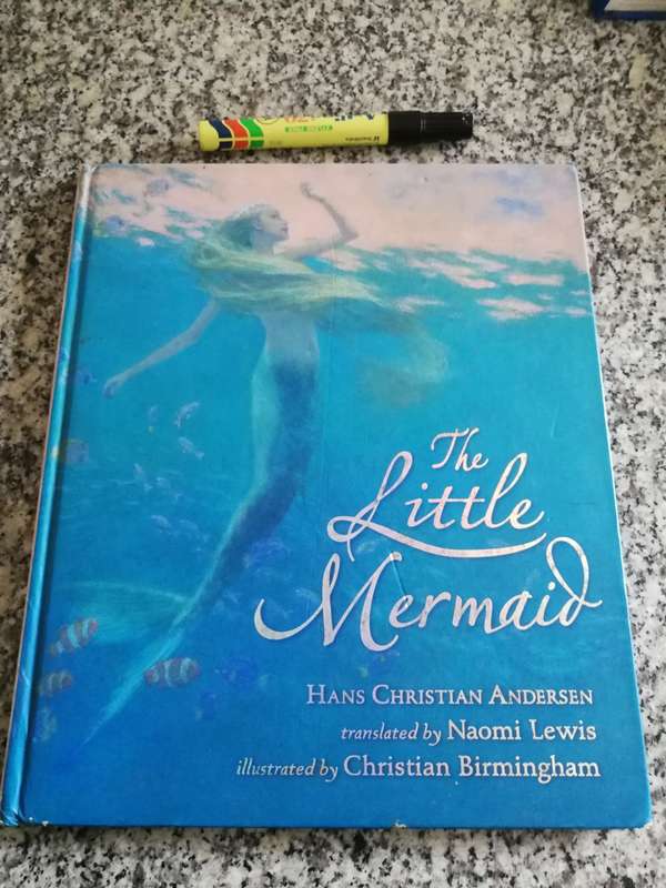 THE LITTLE MERMAID HANS CHRISTIAN ANDERSEN Walker Books 2009