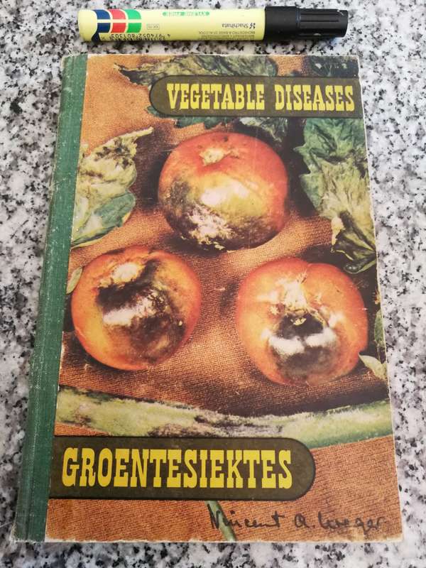 VEGATABLE DISEASES GROENTESIEKTES Dept of Agriculture VINCENT A WAGER Eng. and Afr. 1956