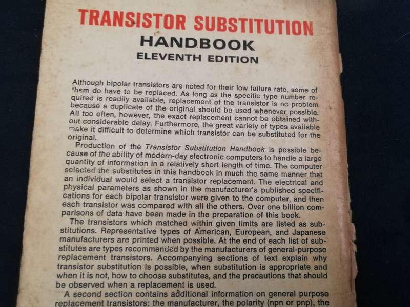 TRANSISTOR SUBSTITUTION HANDBOOK  by THE HOWARD W SAMS ENGINEERING STAFF 1971 ( Electronics )