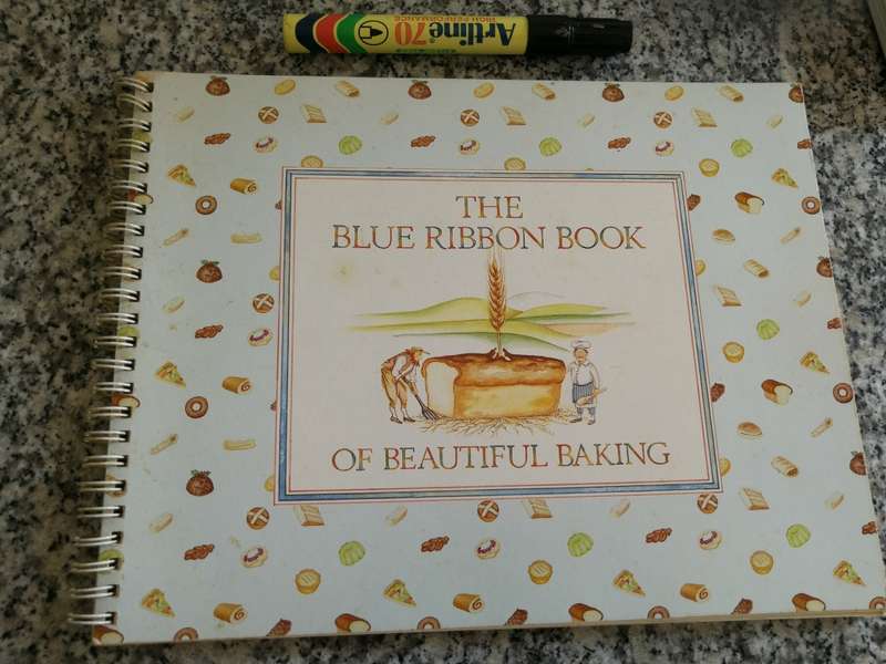 THE BLUE RIBBON BOOK OF BEAUTIFUL BAKING compiled by SHELLEY STEVENSON