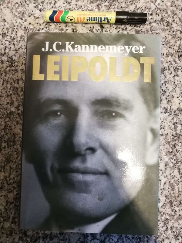 LEIPOLDT `n LEWENSVERHAAL J C KANNEMEYER ( Afrikaans )
