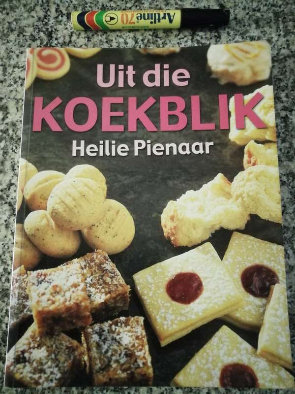 UIT DIE KOEKBLIK  HEILIE PIENAAR
