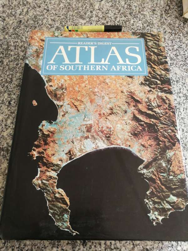 READER`S DIGEST ATLAS OF SOUTHERN AFRICA ( Readers Digest Maps geography history heritage reference