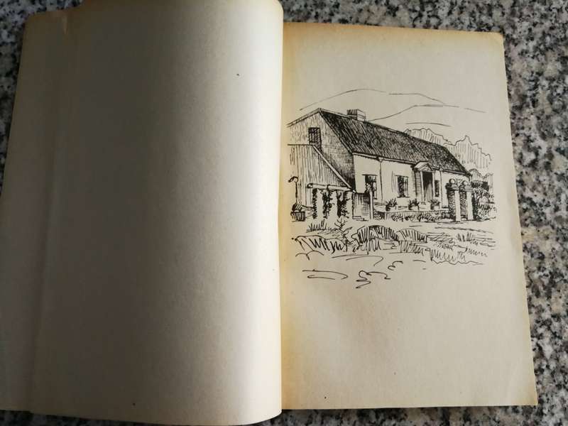 FRONTIER FAMILY by JOHANNES MEINTJIES A DASSIE BOOK
