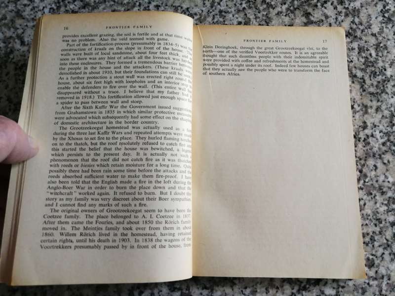 FRONTIER FAMILY by JOHANNES MEINTJIES A DASSIE BOOK