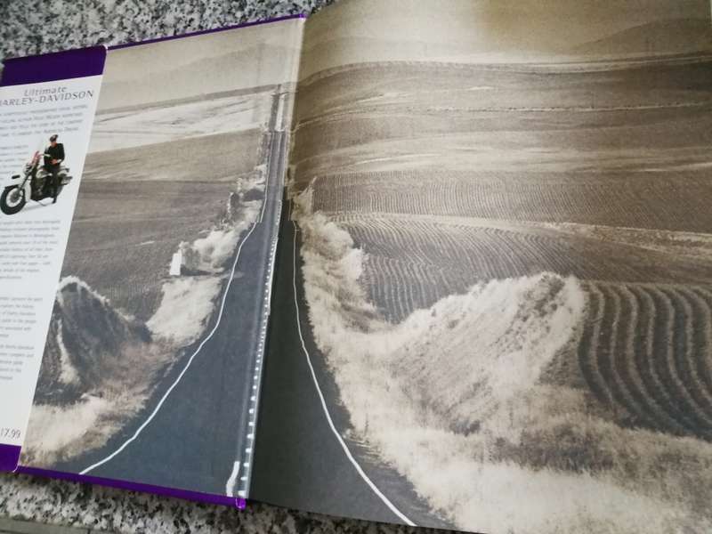 ULTIMATE HARLEY DAVIDSON  HUGO WILSON A DK Book A visual history from 1920  (  Motorcycles bikes