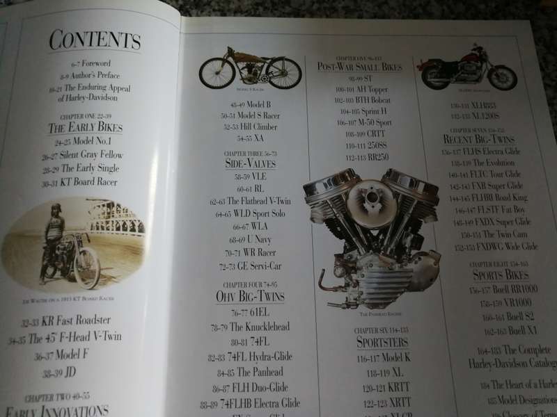 ULTIMATE HARLEY DAVIDSON  HUGO WILSON A DK Book A visual history from 1920  (  Motorcycles bikes