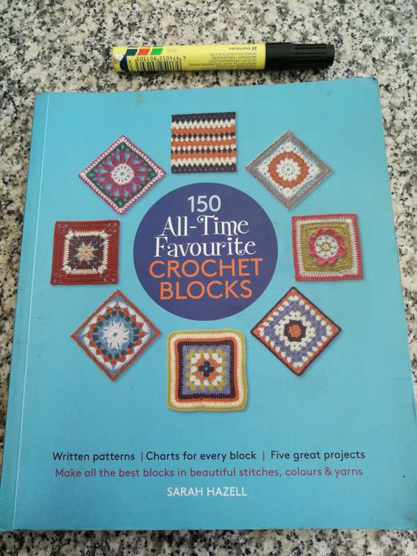 Reserved for Jandejager150 ALL TIME FAVOURITE CROCHET BLOCKS SARAH HAZELL ( favorite  crocheting   )