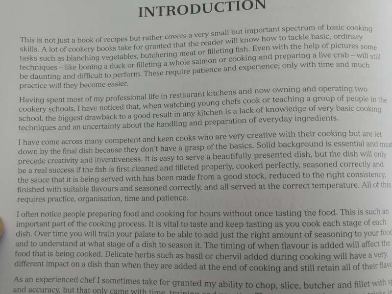 LESSONS WITH LIAM LIAM TOMLIN A Professional chef in your kitchen ( cookbook cooking )