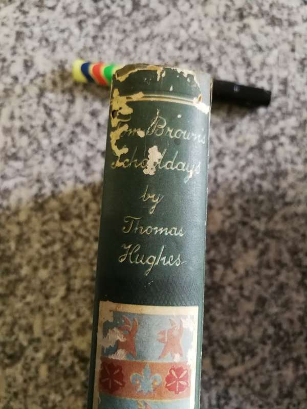 TOM BROWNS SCHOOLDAYS THOMAS HUGHES The Heirloom Library