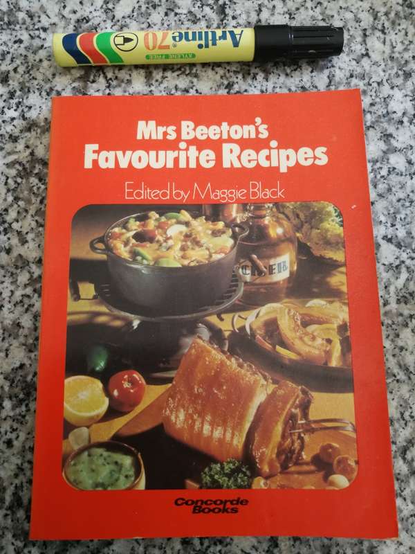 Mrs BEETON`S FAROURITE RECIPES Edited by MAGGIE BLACK  1976  ( Mrs Beeton ) cookbook