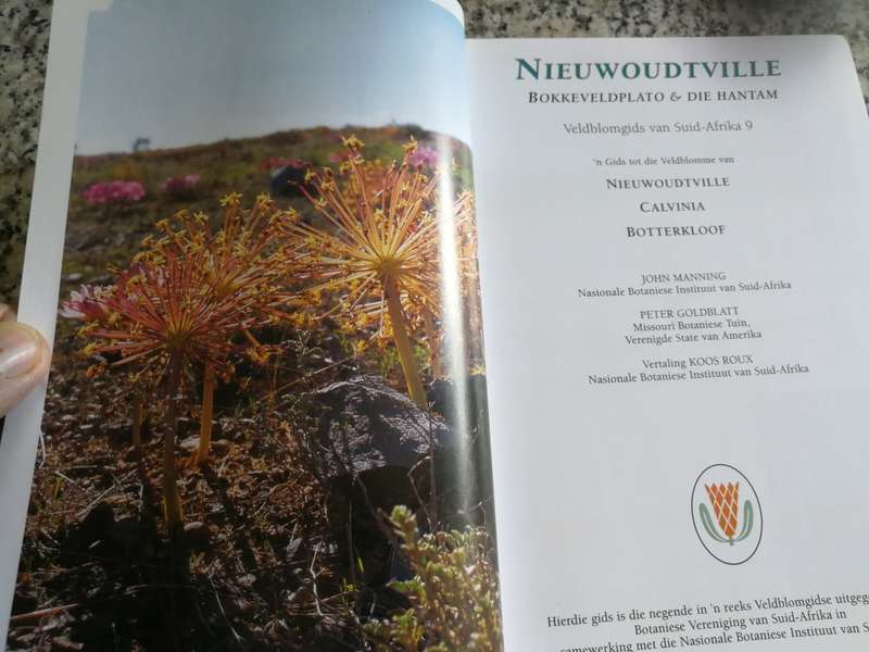 NIEUWOUDTVILLE BOKKEVELD & DIE HANTAM VELDBLOMGIDS Suid Afrika 9 JOHN MANNING & PETER GOLDBLATT