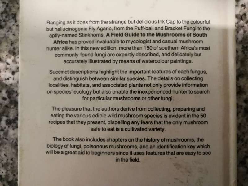 A FIELD GUIDE to the MUSHROOMS of SOUTH AFRICA Hilda Levin Margo Branch Simon Rappoport Derek Mitche