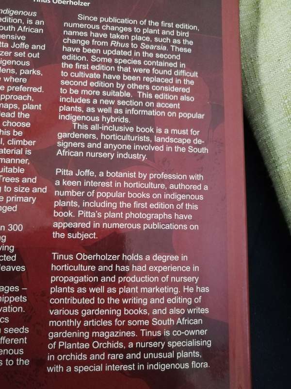 CREATIVE GARDENING WITH INDIGENOUS PLANTS SOUTH AFRICAN GUIDE PITTA JOFFE Second Ed. includes Trees